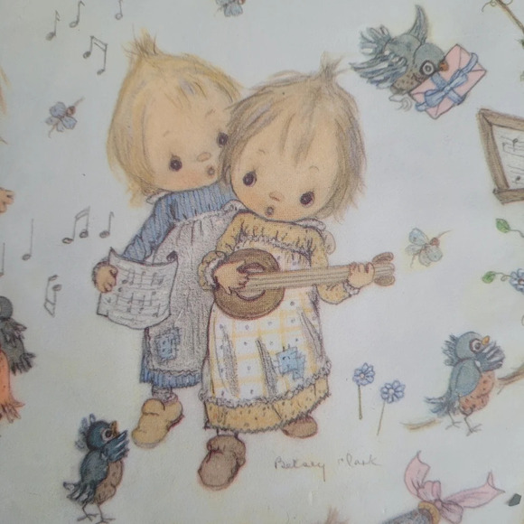 3/$25 NWT Vintage Hallmark Betsey Clark Wrapping Paper Gift Wrap Musical x 2 - Picture 3 of 3